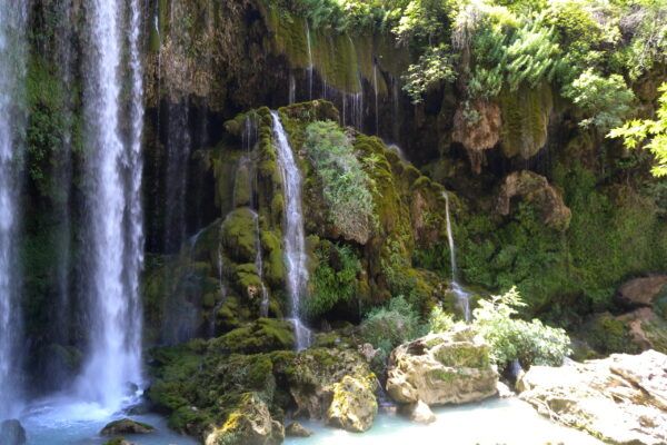 turkey (42) lucky find, in the middle of desert and nowhere, yerkopru selalesi